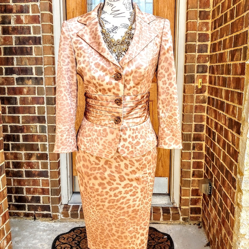 TAKE 50% OFF NOW! UNGER SILK  PEPLUM SKIRT SUIT